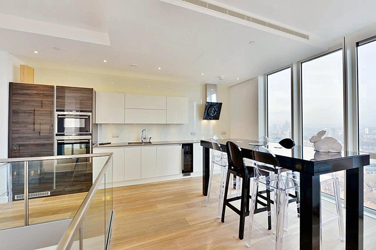 Bird'S Eye View - Luxury 2Bdr Penthouse In Central London Apartment Exterior photo